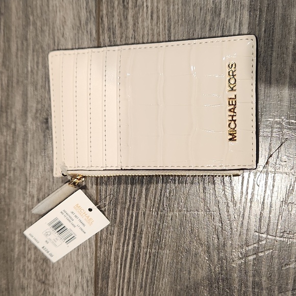 NWT Michael Kors Jet Set Travel Optic Cream Color Card Holder w/coin Pou… - Picture 1 of 7